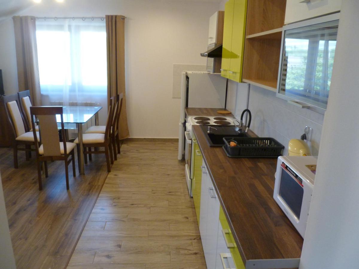 Klimatyczny Domek - Apartamenty & Noclegi Славенцин Екстер'єр фото